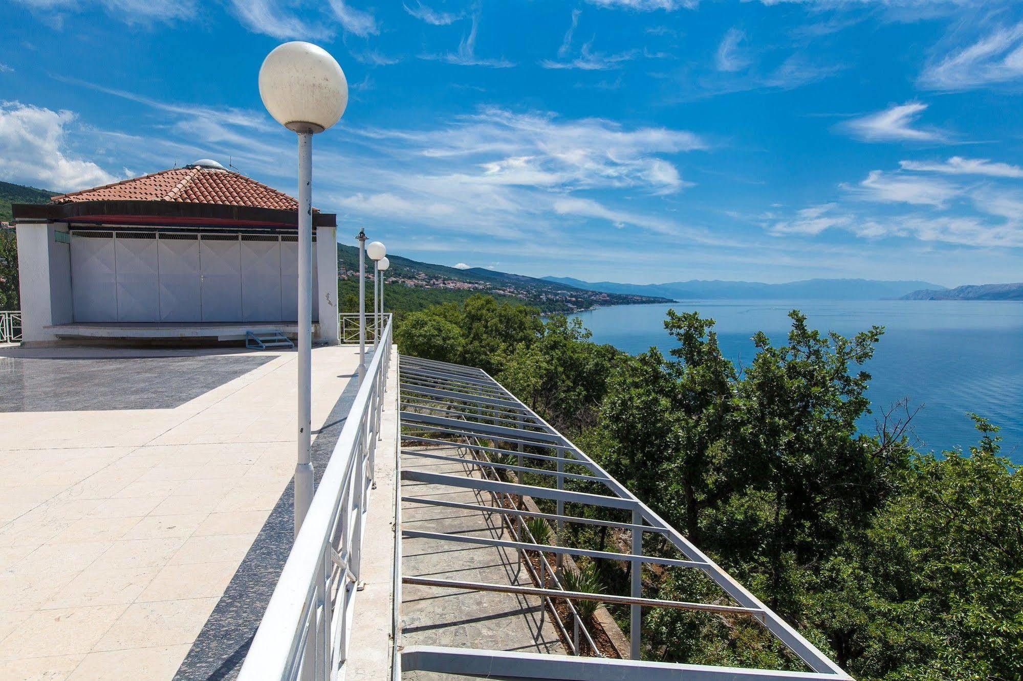 Paviljoni & Bungalow Kacjak Crikvenica Exterior photo
